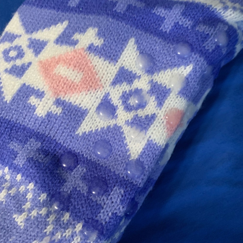 ๐ฅ2/$8.50 Cozy Sherpa Socks - Picture 4 of 4